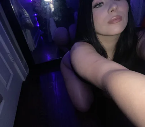 OnlyFans cuenta foreignbabby header 2