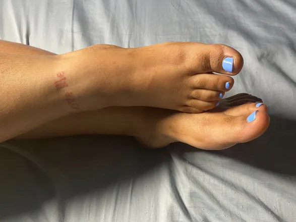 OnlyFans cuenta chubbyfeetfantasy header 2
