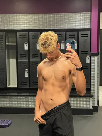 OnlyFans cuenta we3ley avatar 1