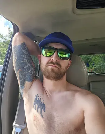 OnlyFans account  skyisfalling91 avatar 1