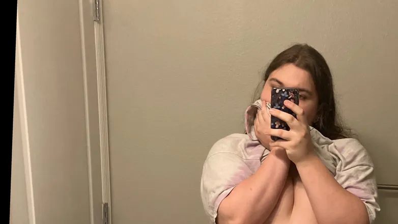 OnlyFans cuenta strawbspoundcake header 2
