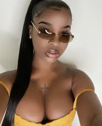 OnlyFans cuenta lickthischocolate avatar 1
