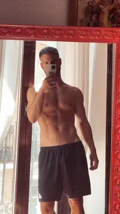 OnlyFans account  sensillocons header 2
