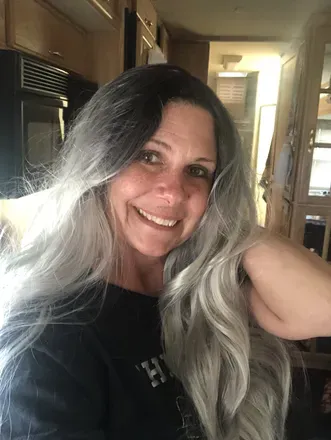 OnlyFans account  sunray72 avatar 1