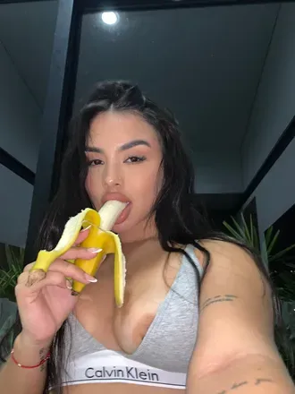 OnlyFans account  lau23colom avatar 1