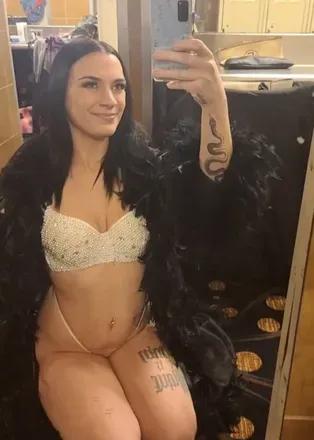 OnlyFans cuenta lanaelena avatar 1