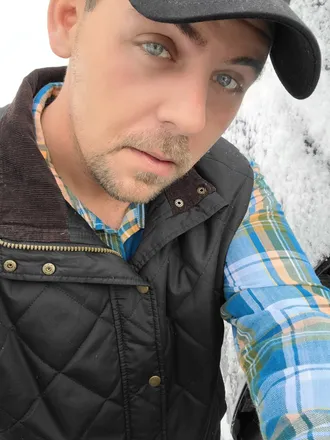 OnlyFans cuenta travis031988 header 2