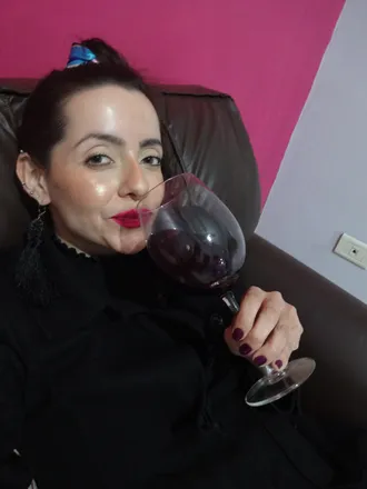 OnlyFans cuenta iamleslie header 2