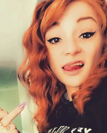 OnlyFans cuenta beautyfull_disaster69 header 2