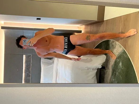 OnlyFans cuenta lucavismara header 2