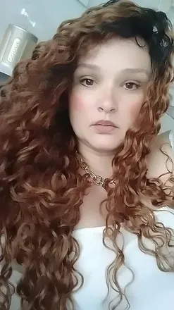 OnlyFans account  vinacurly avatar 1