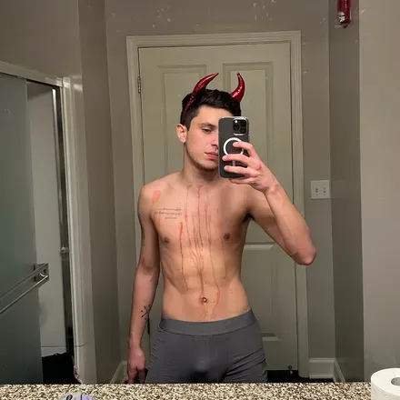 OnlyFans account  mcomer1 avatar 1