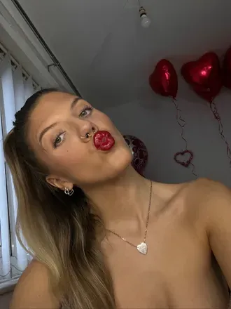 OnlyFans cuenta lilydawson01 avatar 1