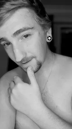 OnlyFans cuenta lewispaine avatar 1