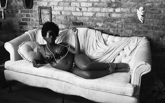 OnlyFans cuenta velvettkytana header 2