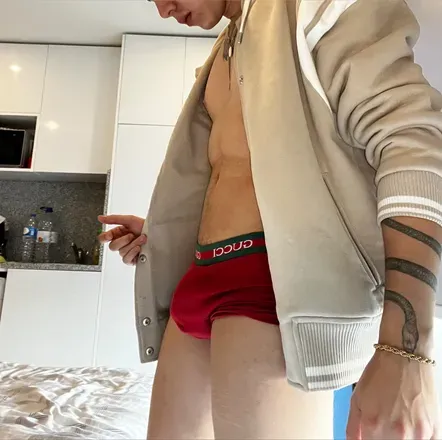 OnlyFans cuenta ariz_bune avatar 1