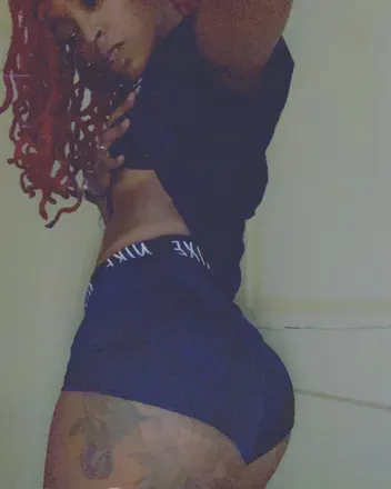 OnlyFans account  ittiebittie010 avatar 1