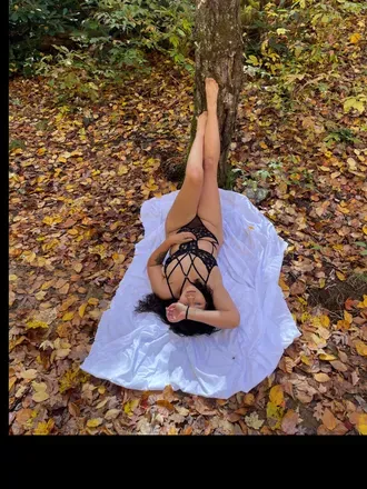 OnlyFans account  lusciouslunaaa header 2