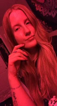 OnlyFans cuenta s_mmerfox avatar 1