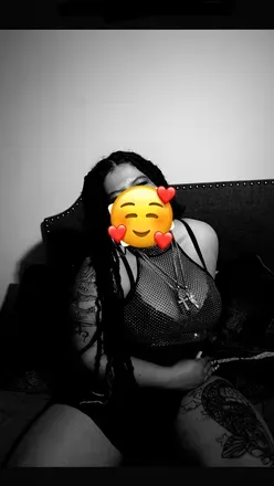 OnlyFans cuenta suzzie_uzzie avatar 1