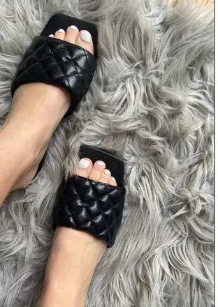 OnlyFans cuenta feetgirl69000 avatar 1