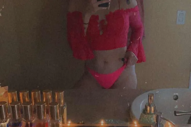 OnlyFans account  leighaaa header 2