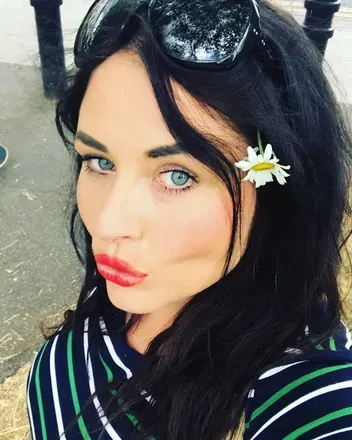 OnlyFans cuenta lucyloves88 header 2