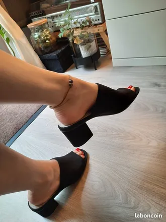 OnlyFans account  french_feet_75 header 2