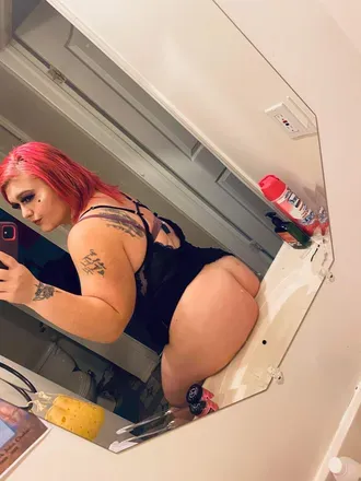 OnlyFans account  sexystonermama4201488 avatar 1