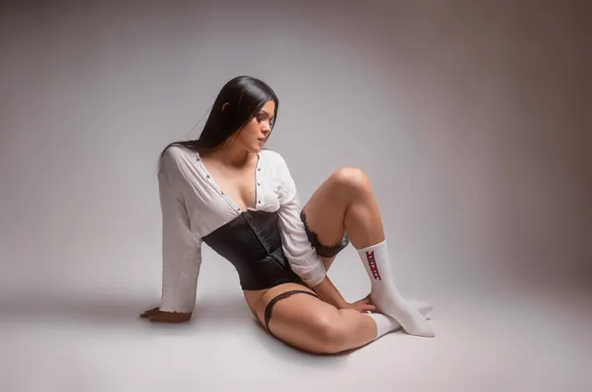 OnlyFans cuenta laurafiaga header 2