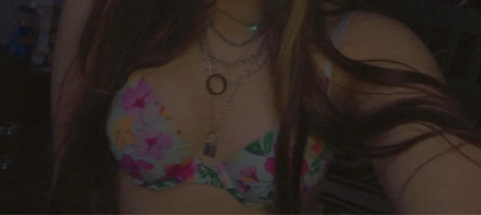 OnlyFans cuenta bubblybubbles11 header 2