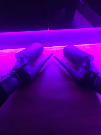 OnlyFans cuenta missbonez2u header 2