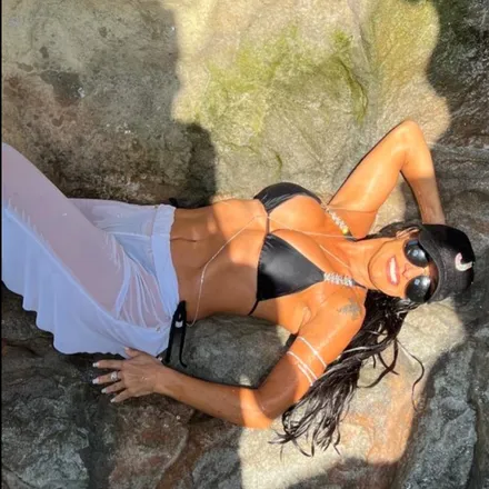 OnlyFans cuenta lovetokiss header 2