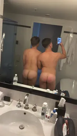 OnlyFans cuenta peachytristan header 2