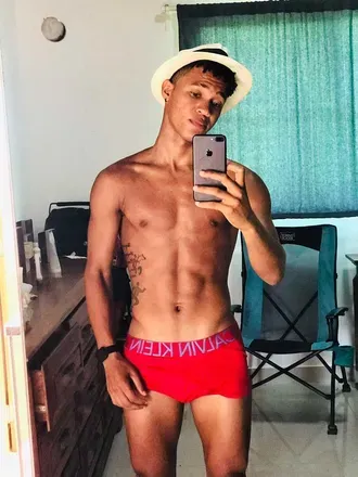 OnlyFans cuenta gaby_bronx avatar 1