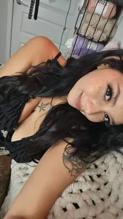 OnlyFans cuenta sierraskyetv avatar 1