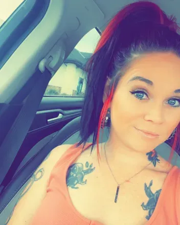 OnlyFans account  mlovebug avatar 1