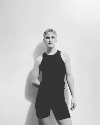 OnlyFans account  mikeybaby99 header 2