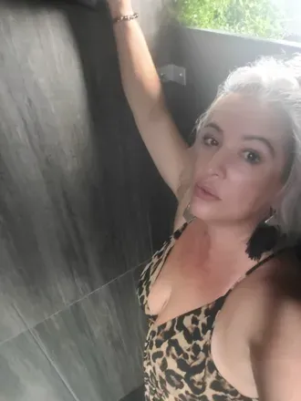 OnlyFans cuenta texasqueenbee avatar 1