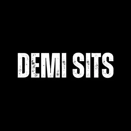 OnlyFans account  missdemidee123 header 2