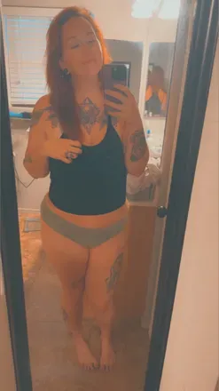 OnlyFans cuenta wifeyep22 avatar 1