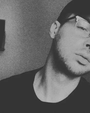 OnlyFans cuenta mickey.krueger avatar 1