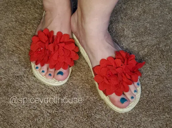 OnlyFans cuenta spiceydollhouse header 2