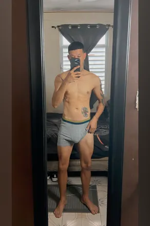 OnlyFans account  papipolloteampr avatar 1