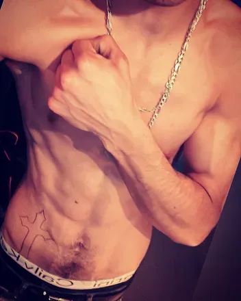 OnlyFans cuenta u167870430 header 2
