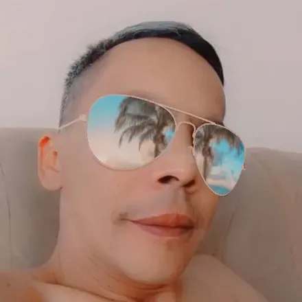 OnlyFans cuenta chino102 avatar 1