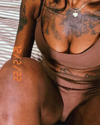 OnlyFans cuenta playgirl1000 header 2
