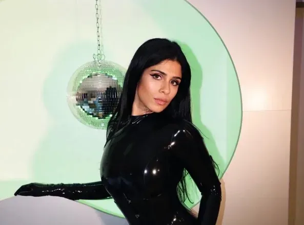 OnlyFans cuenta mistresssophiasahara header 2