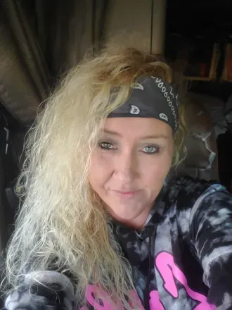 OnlyFans account  u106075707 avatar 1