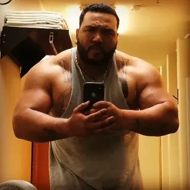 OnlyFans cuenta brownpounder avatar 1